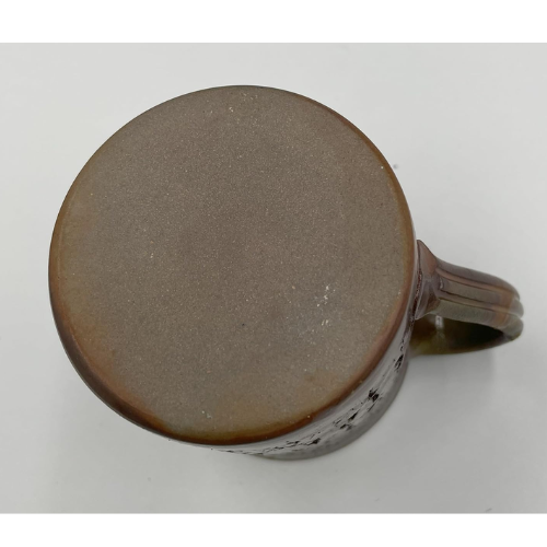 Caneca Bizen Ware de Takeda Yoshiaki com Padrão Irregular